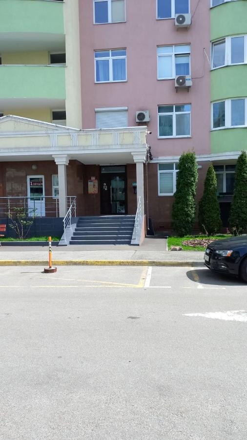 Apartament 1 Поверх Ж К Паркові Озера Метро Дарниця Kijów Zewnętrze zdjęcie