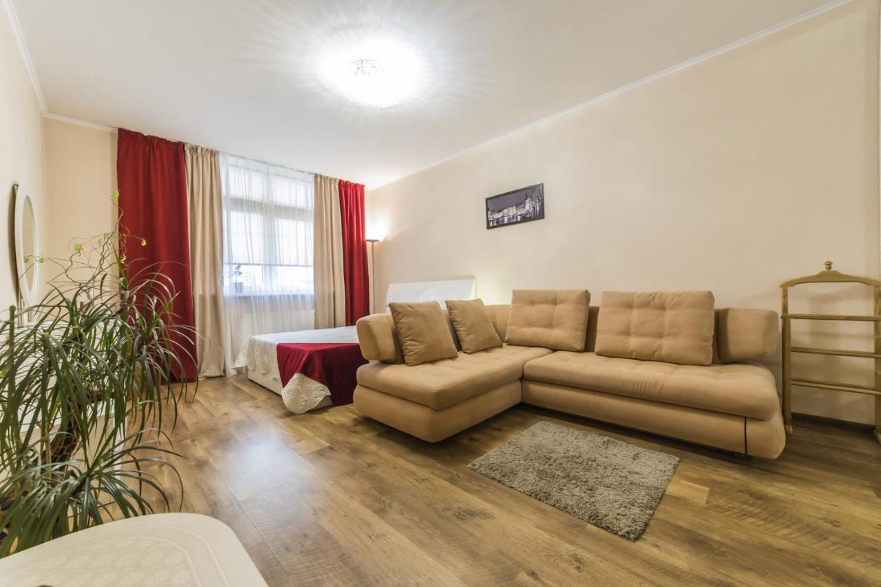 Apartament 1 Поверх Ж К Паркові Озера Метро Дарниця Kijów Zewnętrze zdjęcie