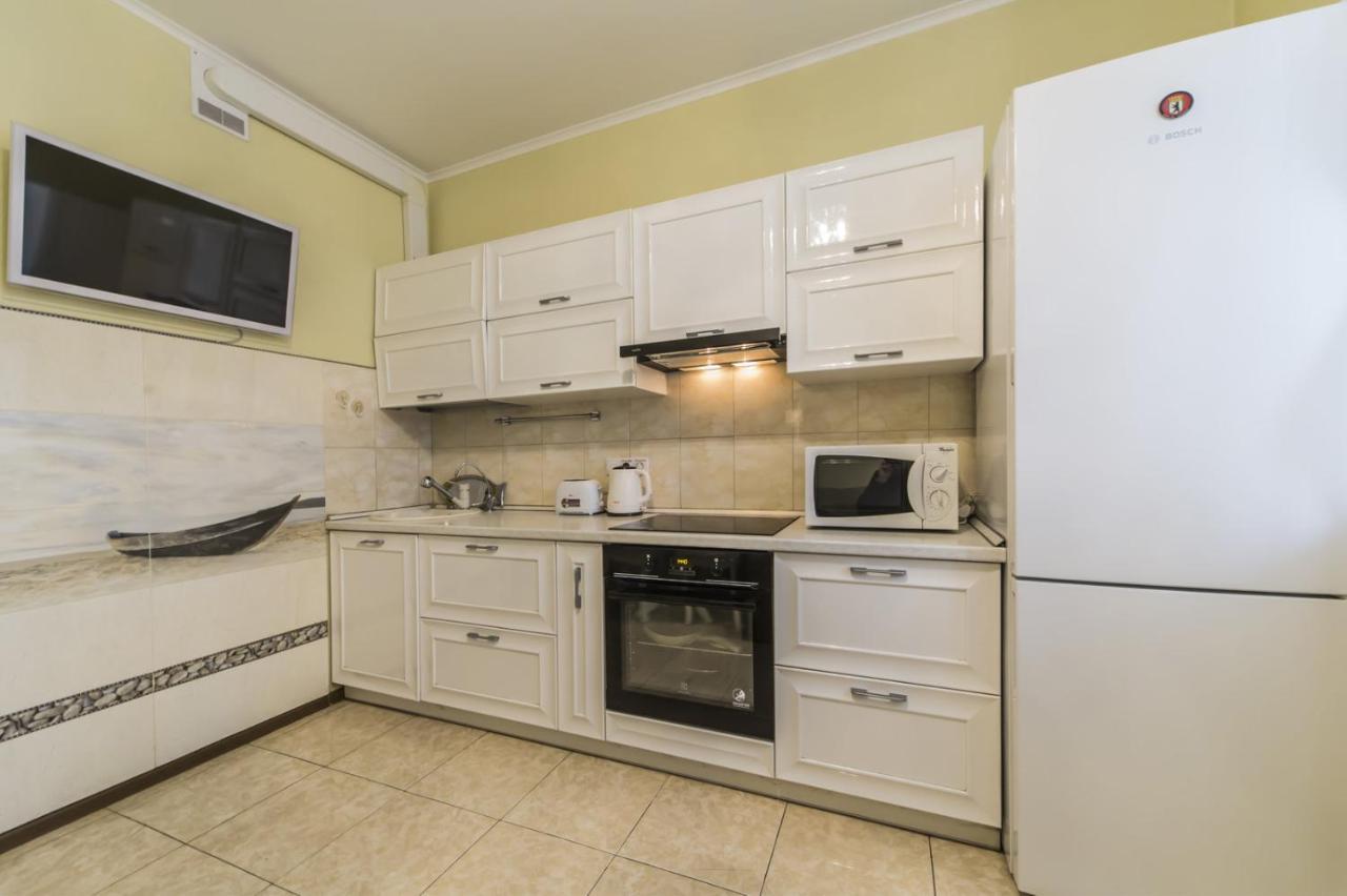 Apartament 1 Поверх Ж К Паркові Озера Метро Дарниця Kijów Zewnętrze zdjęcie